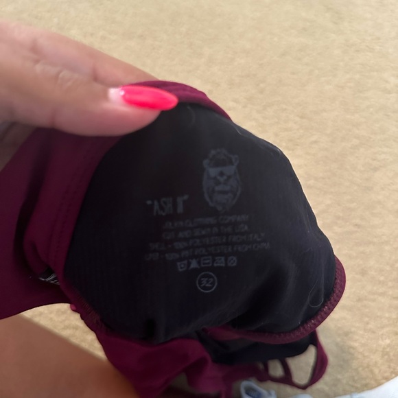 maroon jolyn size 32 swimsuit - Picture 2 of 3